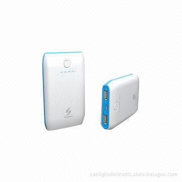 Super 10,000mAh Capacity Portable Power Station for iPhone/iPad, with Import Battery Cell Inside